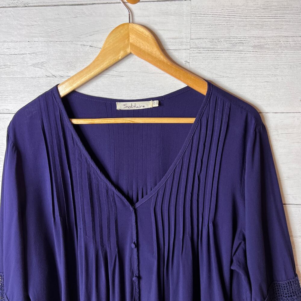 Solitaire Blouse Womens Size 2X Navy Blue Pintuck Button Down Embroidery Boho - Picture 8 of 15